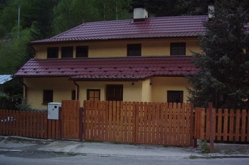Slovačka Chata Staré Hory, Eksterijer
